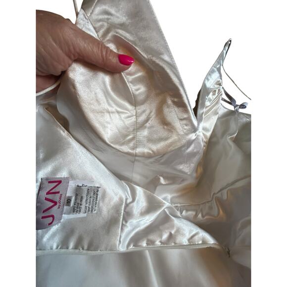 NWT - JVN by JOVANI Ivory Dress - Size 10 - Picture 13 of 16